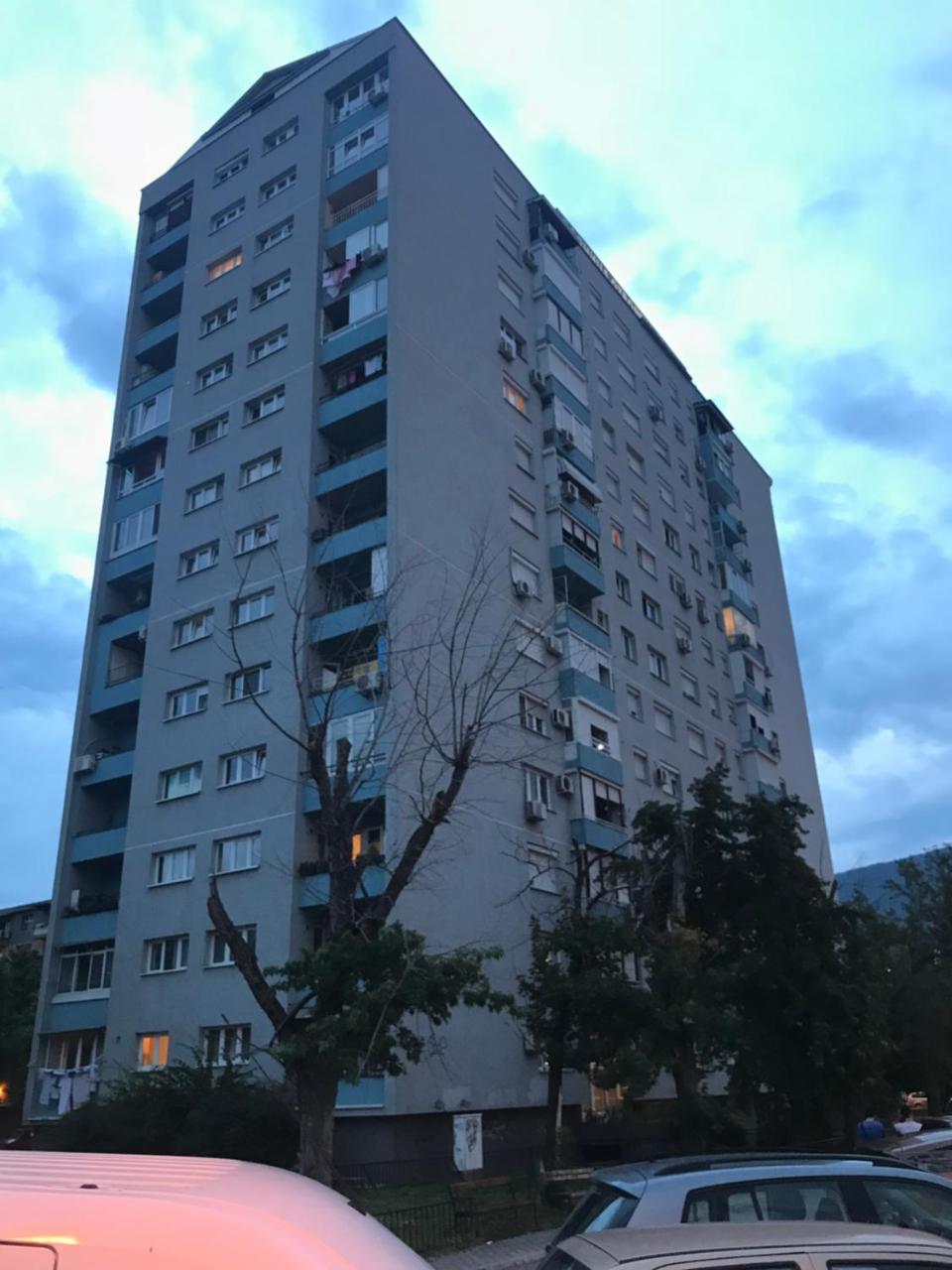 Spacious Modern Apartment In Peaceful Neighborhood スコピエ エクステリア 写真
